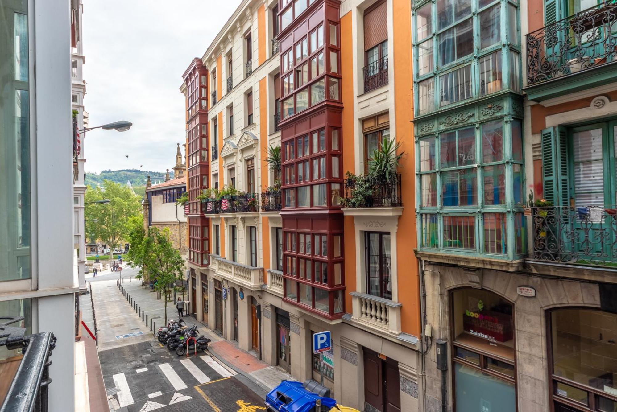 Encantador Apartamento En El Casco Antiguo De Bilbao Exterior foto